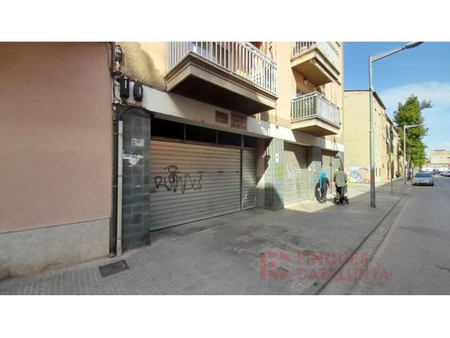 Parking Subterráneo En venta en Salt photo 0