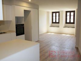 Piso En venta en Girona photo 0