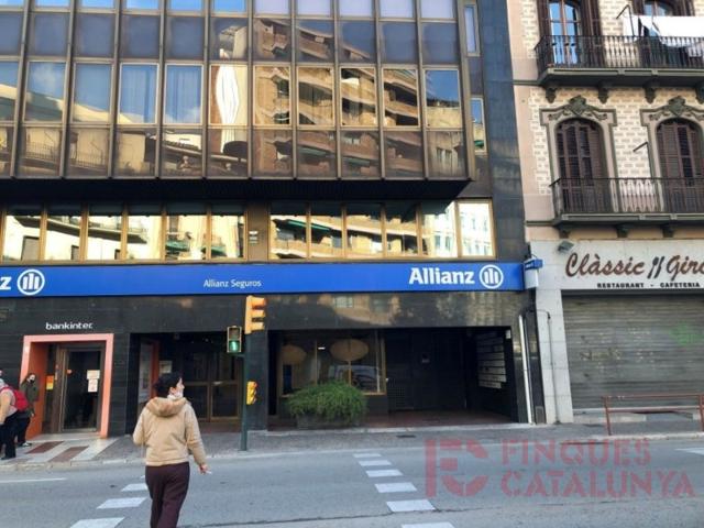 Parking Subterráneo En venta en Girona photo 0
