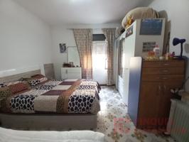 Piso En venta en Salt photo 0