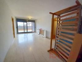 Piso En venta en Salt photo 0