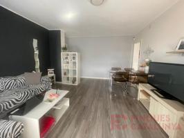 Piso En venta en Girona photo 0
