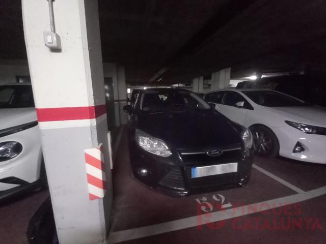 Parking Subterráneo En venta en Girona photo 0