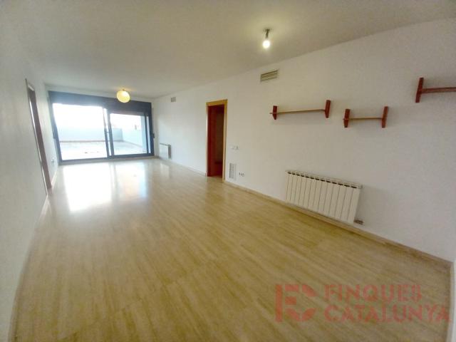 Piso En venta en Salt photo 0