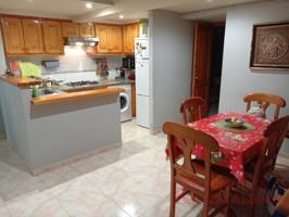 Piso En venta en Girona photo 0