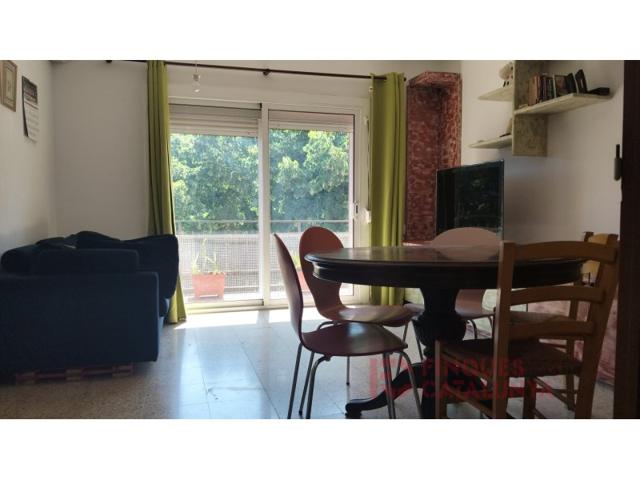 Piso En venta en Girona photo 0