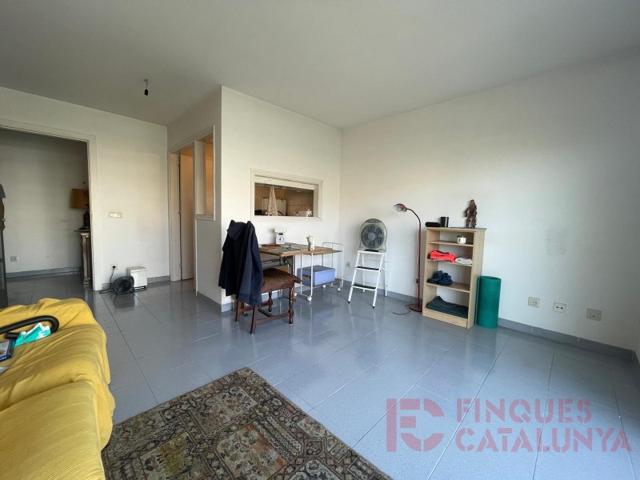 Piso En venta en Girona photo 0