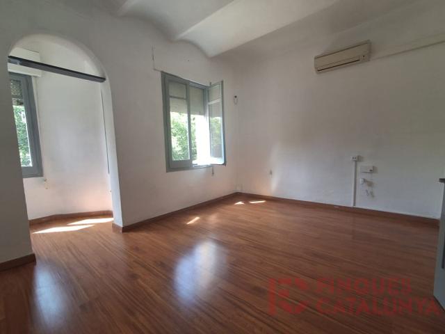 Piso En venta en Salt photo 0