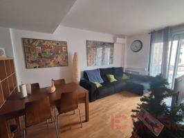 Piso En venta en Girona photo 0