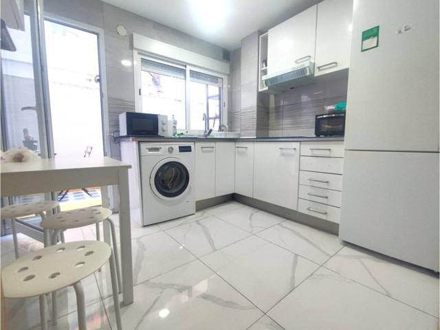 Piso en venta en Aiora(46022) photo 0