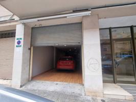 Local comercial en alquiler en Reus - Llevant photo 0