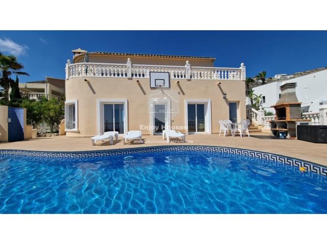Villa En venta en Benitachell - El Poble Nou De Benitatxell photo 0