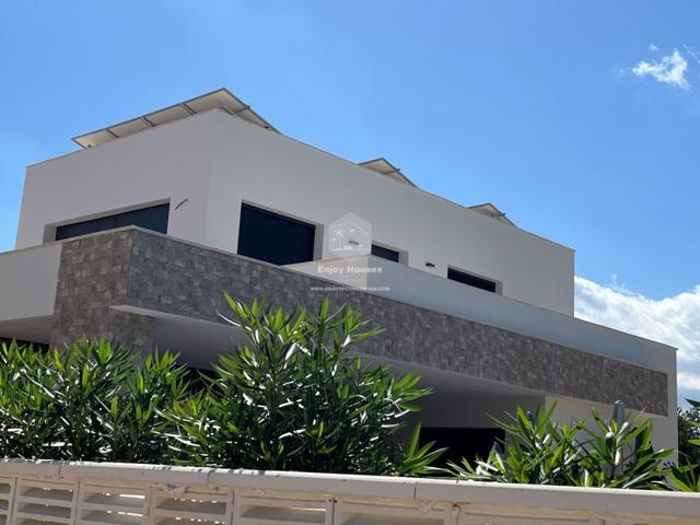 Villa En venta en El Verger photo 0