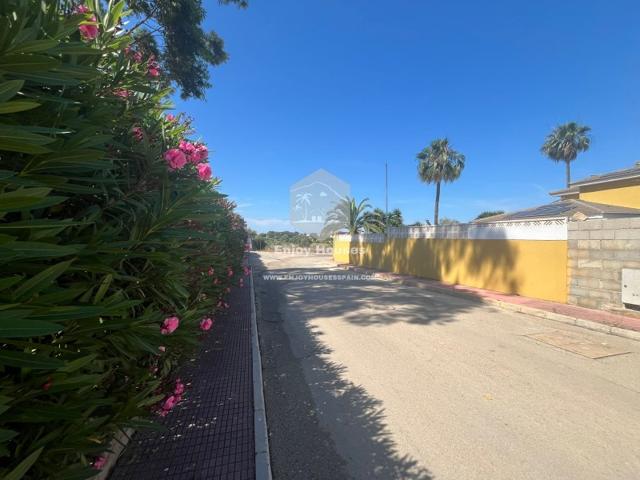 Terreno Urbanizable En venta en Dénia photo 0