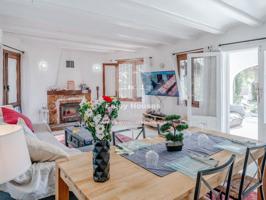 Villa En venta en Moraira photo 0