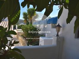 Villa En venta en Moraira photo 0