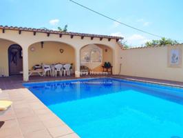 Villa En venta en Benissa photo 0