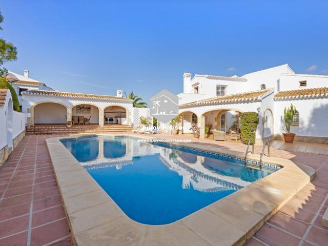 Villa En venta en Benitachell - El Poble Nou De Benitatxell photo 0