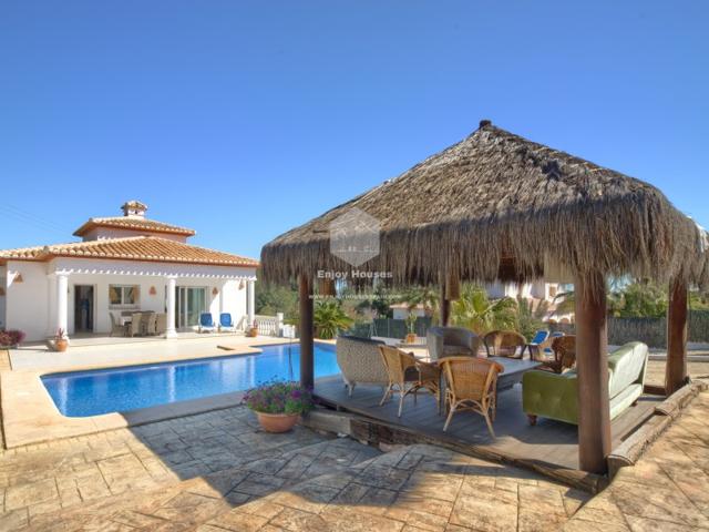 Villa En venta en Jávea - Xàbia photo 0