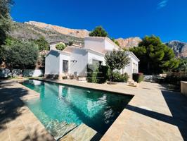 Villa En venta en Jávea - Xàbia photo 0