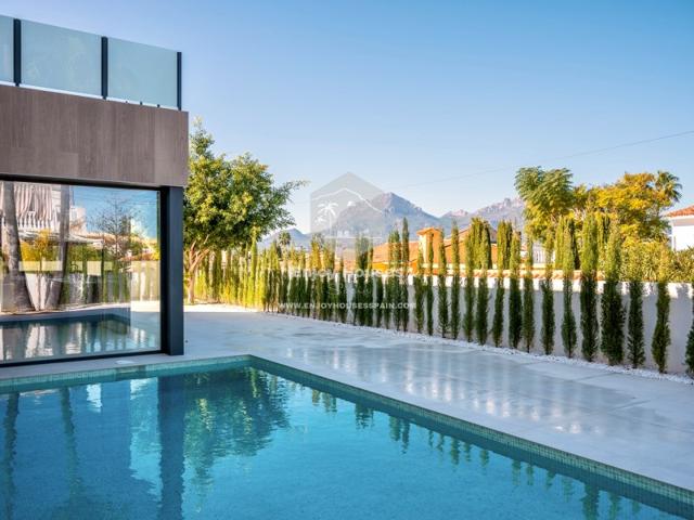 Villa En venta en L'Alfàs Del Pi photo 0