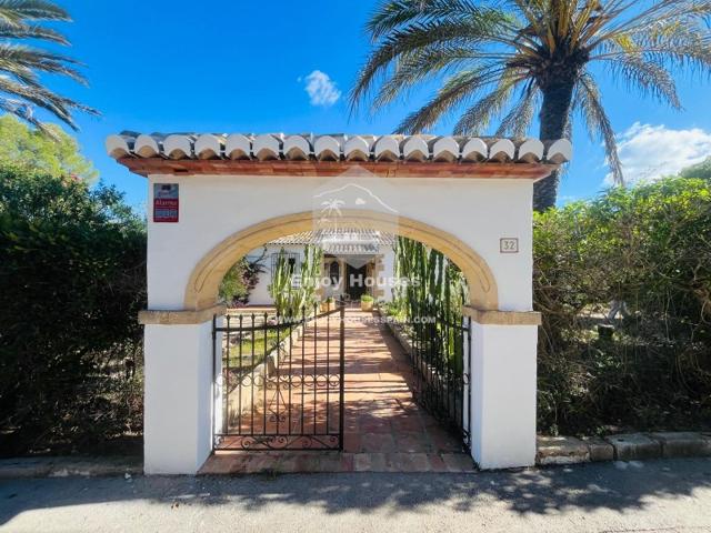Villa En venta en Jávea - Xàbia photo 0