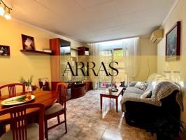 Piso En venta en Canet De Mar photo 0