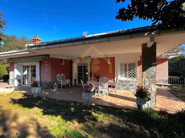 Casa En venta en Sant Pere De Vilamajor photo 0