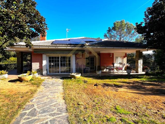 Casa En venta en Sant Pere De Vilamajor photo 0