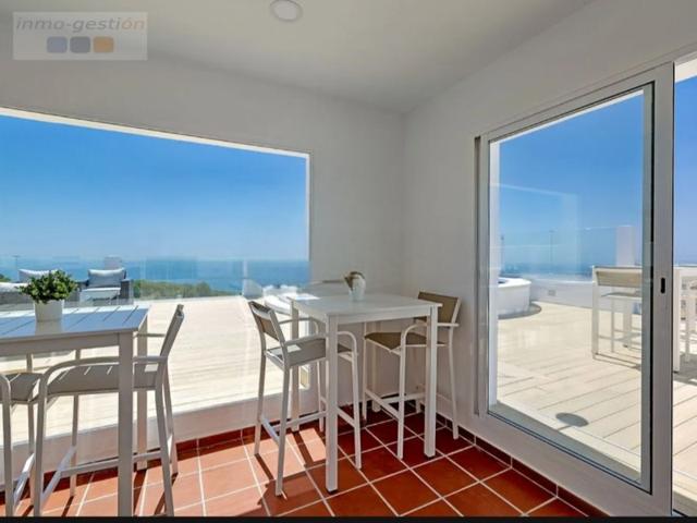 Piso En venta en Manilva photo 0