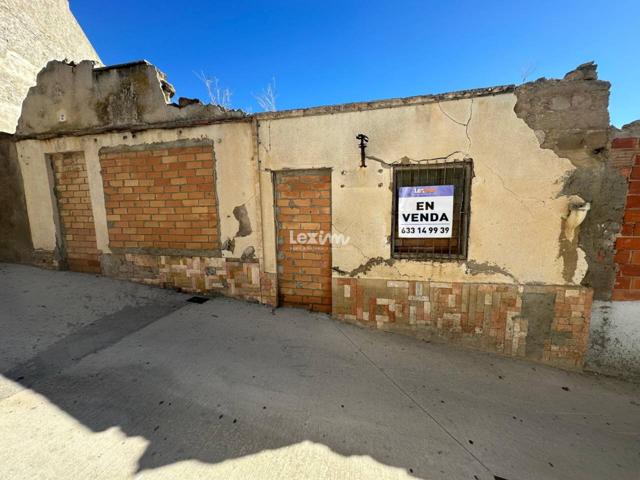 SOLAR EN VENTA EN EL CENTRO DE LA PORTELLA photo 0