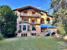 Villa En venta en Ripoll photo 0