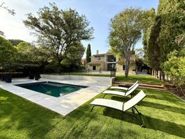 Villa En venta en Boadilla del Monte photo 0