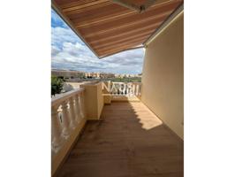 Alquiler de chalet pareado en calle las Tortolas, 28 photo 0
