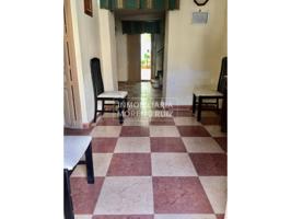 ¡Oportunidad única! Casa para reformar a su gusto – 140 m² de solar photo 0