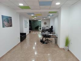 🏢 Local versátil en zona estratégica de Castellón de la plana y reformable en vivienda photo 0