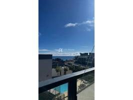 ¡Tu oasis junto al mar te espera! Este encantador piso de 63 m², ubicado en la codiciada frontera entre Gran Alacant y L photo 0