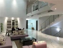 ¿Buscas una residencia que redefine el concepto de lujo y diseño? Te presentamos una espectacular villa creada por el pr photo 0