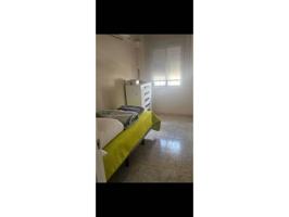 ESTUDIANTES PISO EN TRIANA photo 0