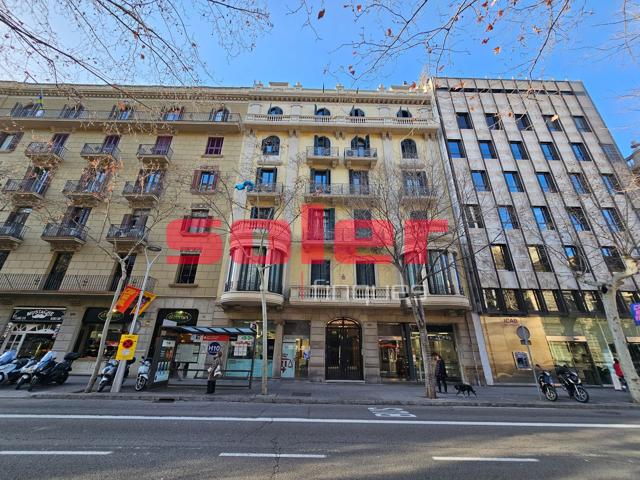 Piso En venta en la Dreta de l'Eixample photo 0