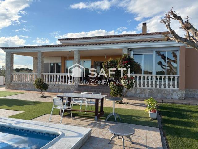 Chalet en finca rústica photo 0
