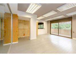 Oficina En venta en L' Hospitalet De Llobregat photo 0