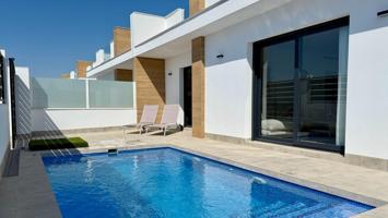 MAGNIFICO RESIDENCIAL EL ALBA CHALETS DE 2 DORMITORIOS EN ROLDAN photo 0