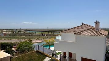 Chalet a estrenar en Mosa Trayectum photo 0