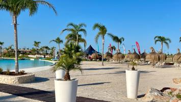 Apartamento con jardín de 3 dormitorios y 2 baños en Santa Rosalia Lake y Life Resort photo 0