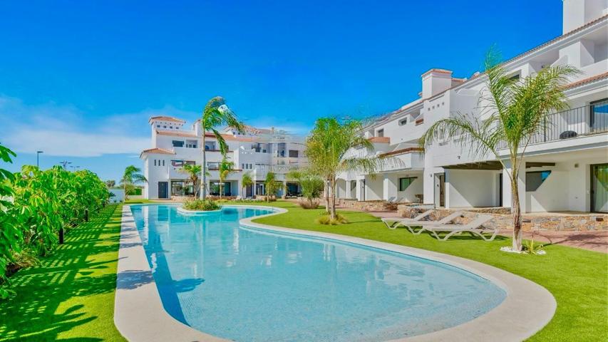 LLAVES YA! Impresionante apartamento dúplex de 3 habitaciones y 3 baños. Garaje de 69 m2. photo 0