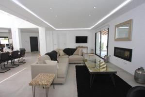 Casa-Chalet en Alquiler en Marbella Málaga photo 0