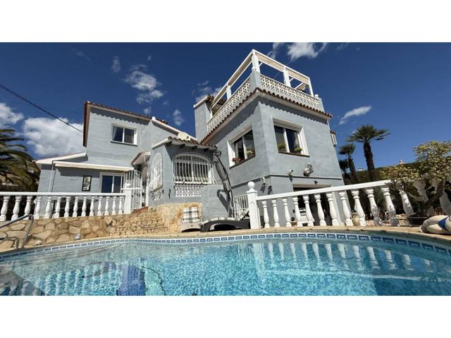 Chalet en venta en Cometa Calpe con vistas al mar photo 0