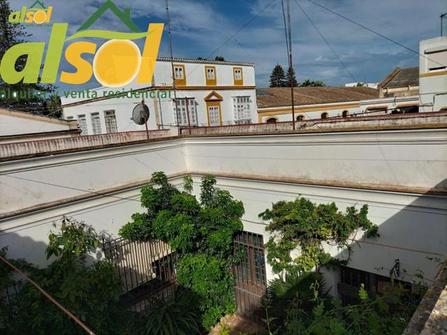 CASA PLANTA BAJA EN CASCO HISTÓRICO photo 0