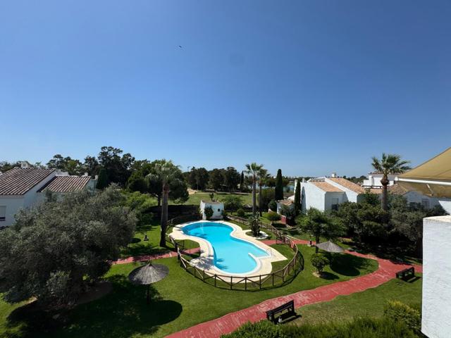 HERMOSO APARTAMENTO CON VISTAS A LA PISCINA photo 0